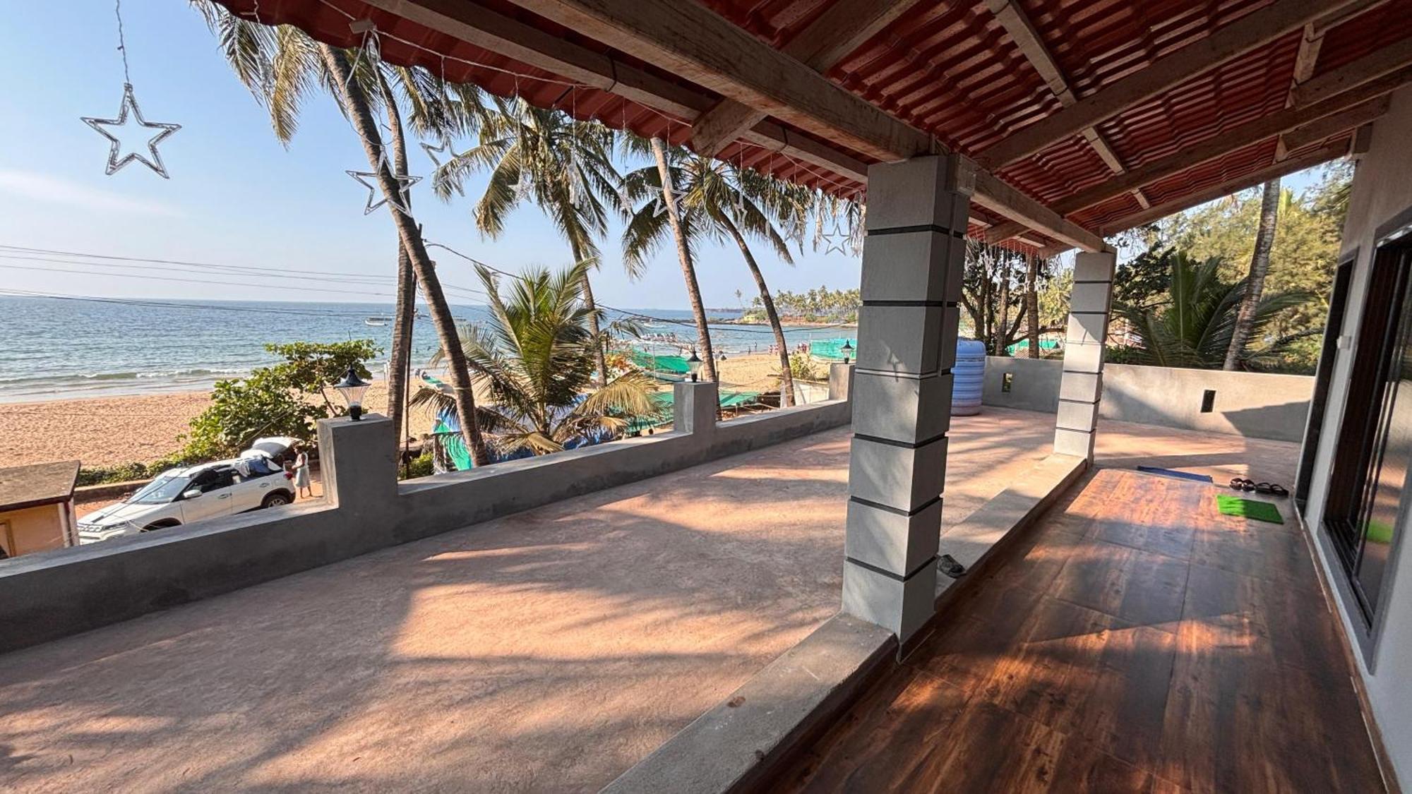 Velankanni Beach Resort Mālvan エクステリア 写真